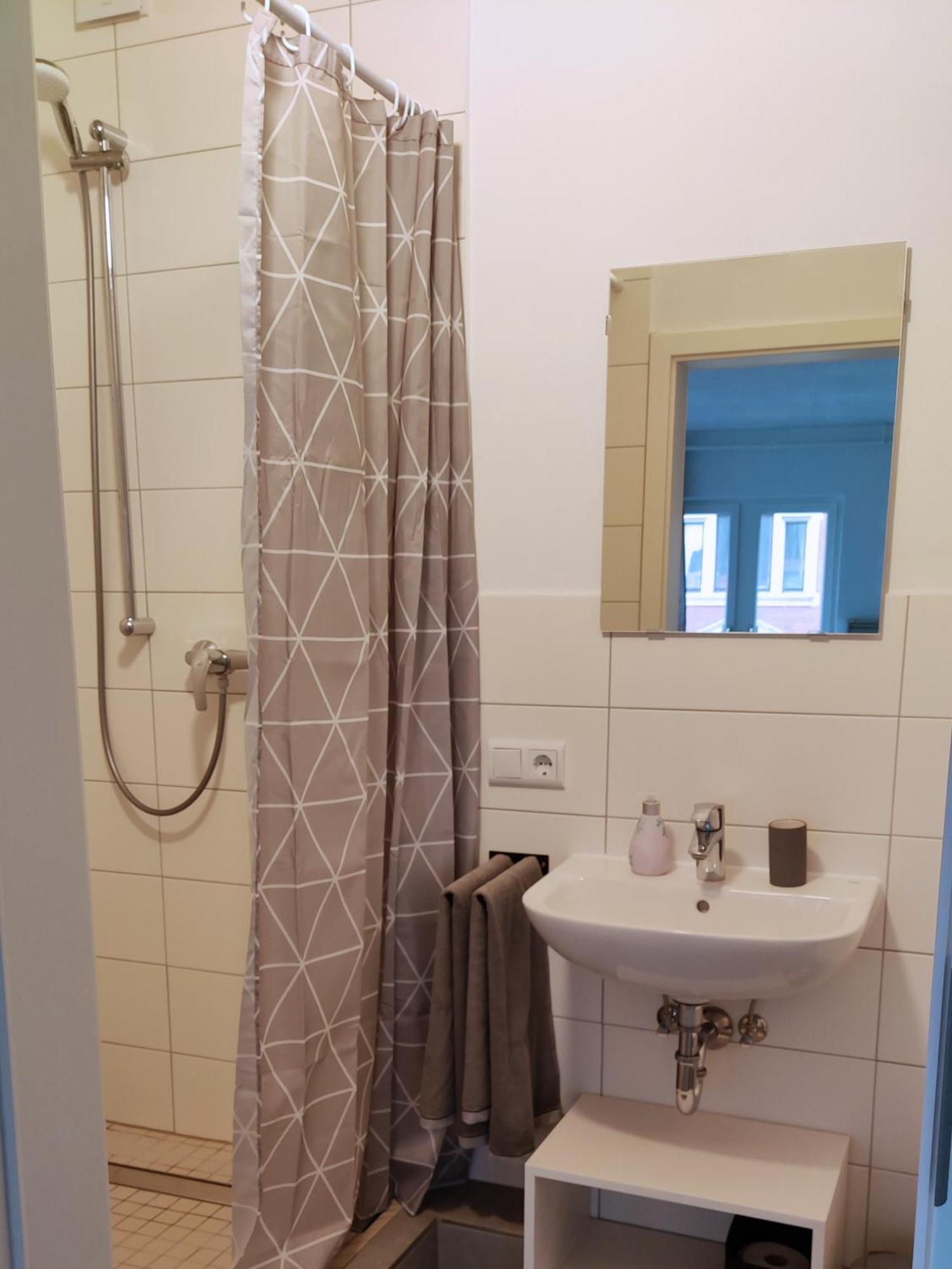 Loft U2 - Kreative Studiowohnung, Zentral Gelegen لبسيا المظهر الخارجي الصورة